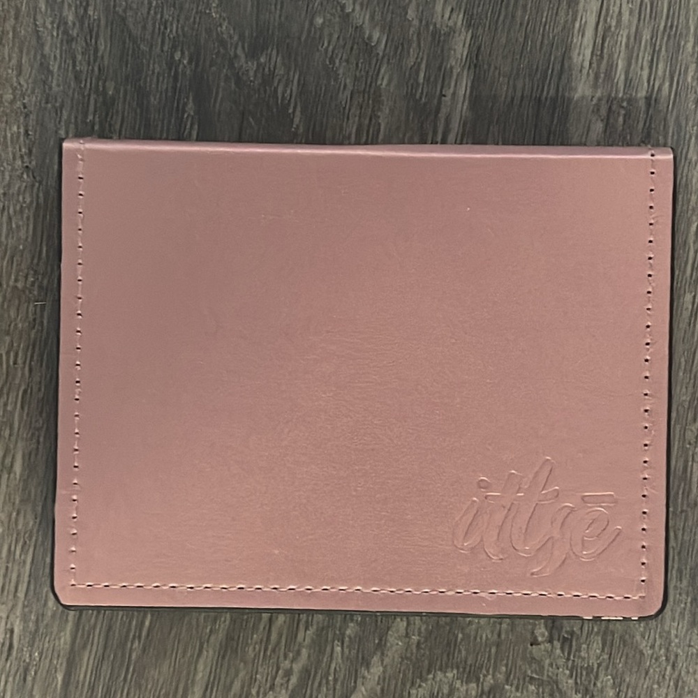 ITTSE Magnetic Refillable Mirrored Compact Palette w/4 Neutral Eye Shadow Colors - Picture 3 of 8